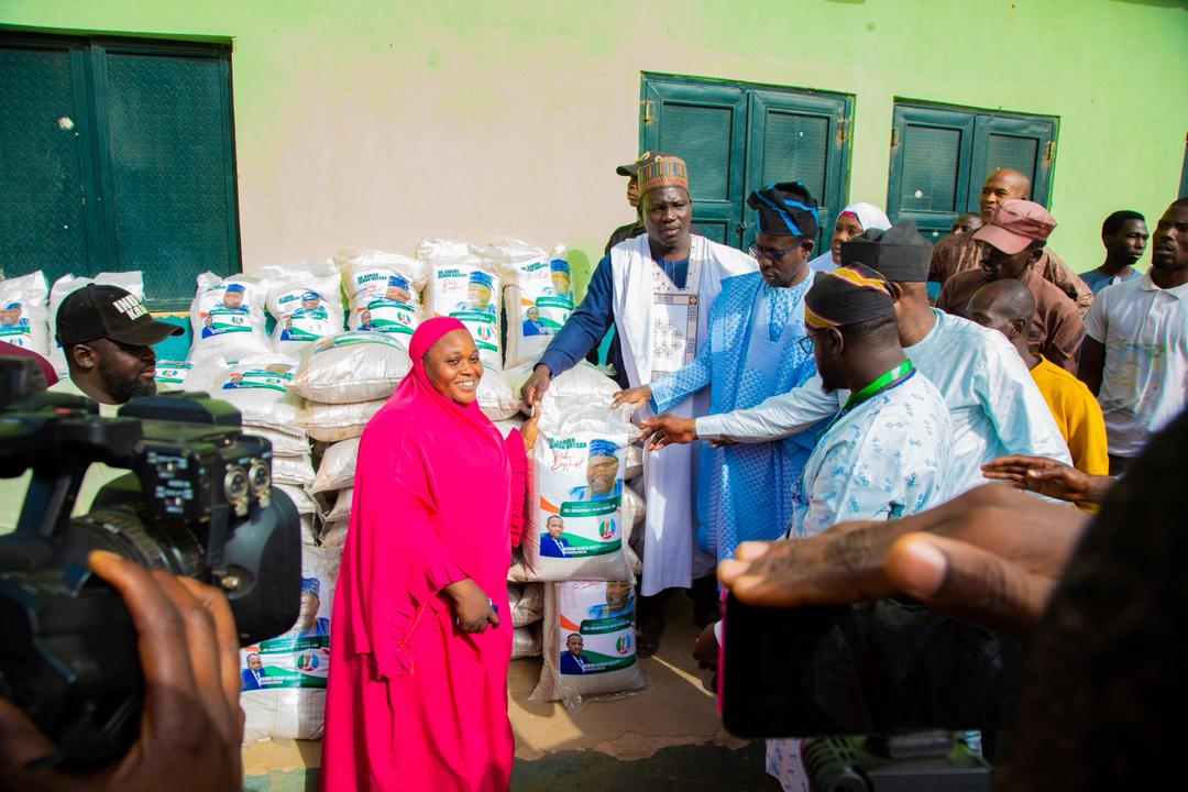 N35m Lifeline: GOGIS DG Empowers 500 Residents with Cash, Food, Education Support in Gombe