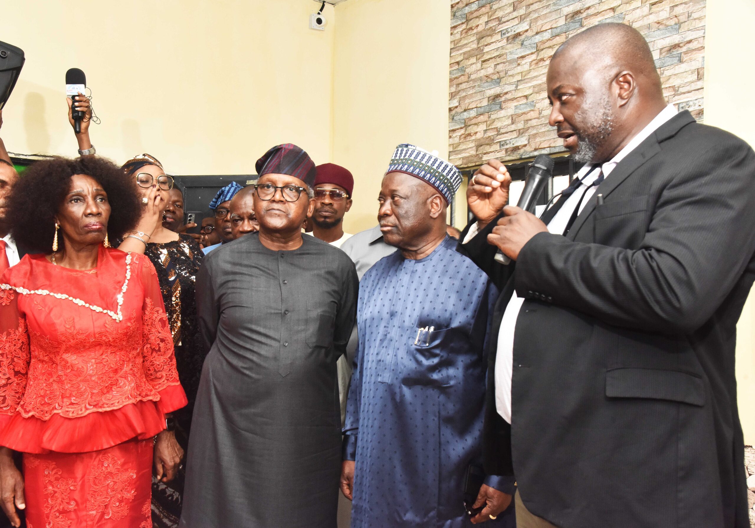 Dangote Unveils ₦550m Hostel Project for FUTO Students, Donates ₦25m