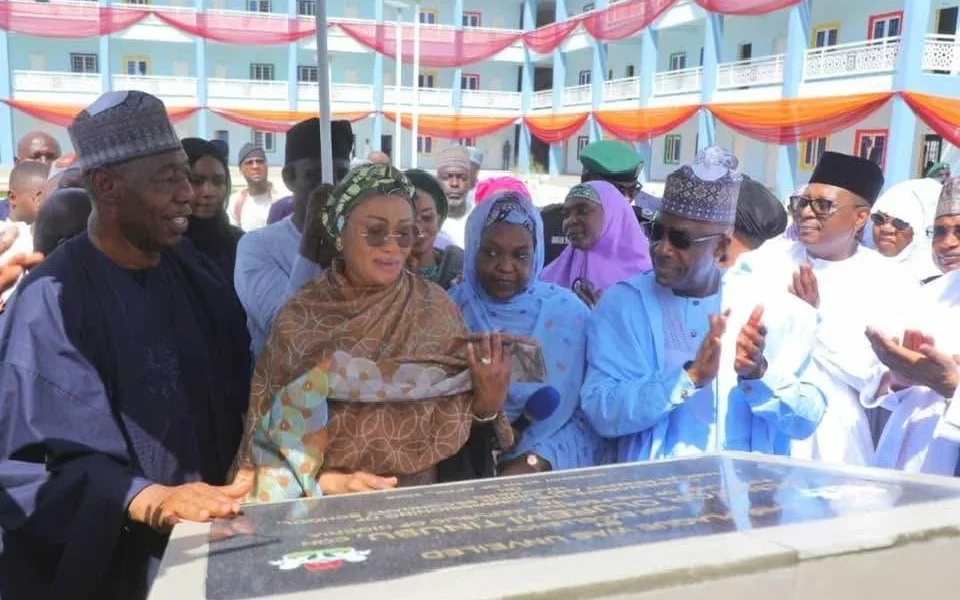 Tinubu Unveils Schools, Nurses’ Housing, Rolls Out Food Bank in Borno