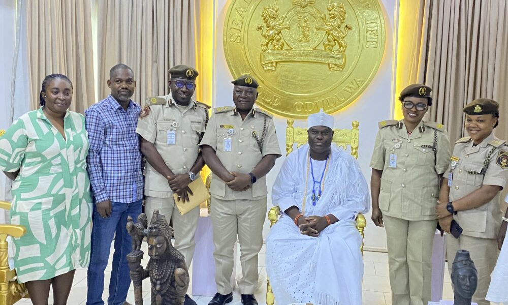 Ooni Hosts Immigration Boss, Promises Stronger Security Collaboration in Osun