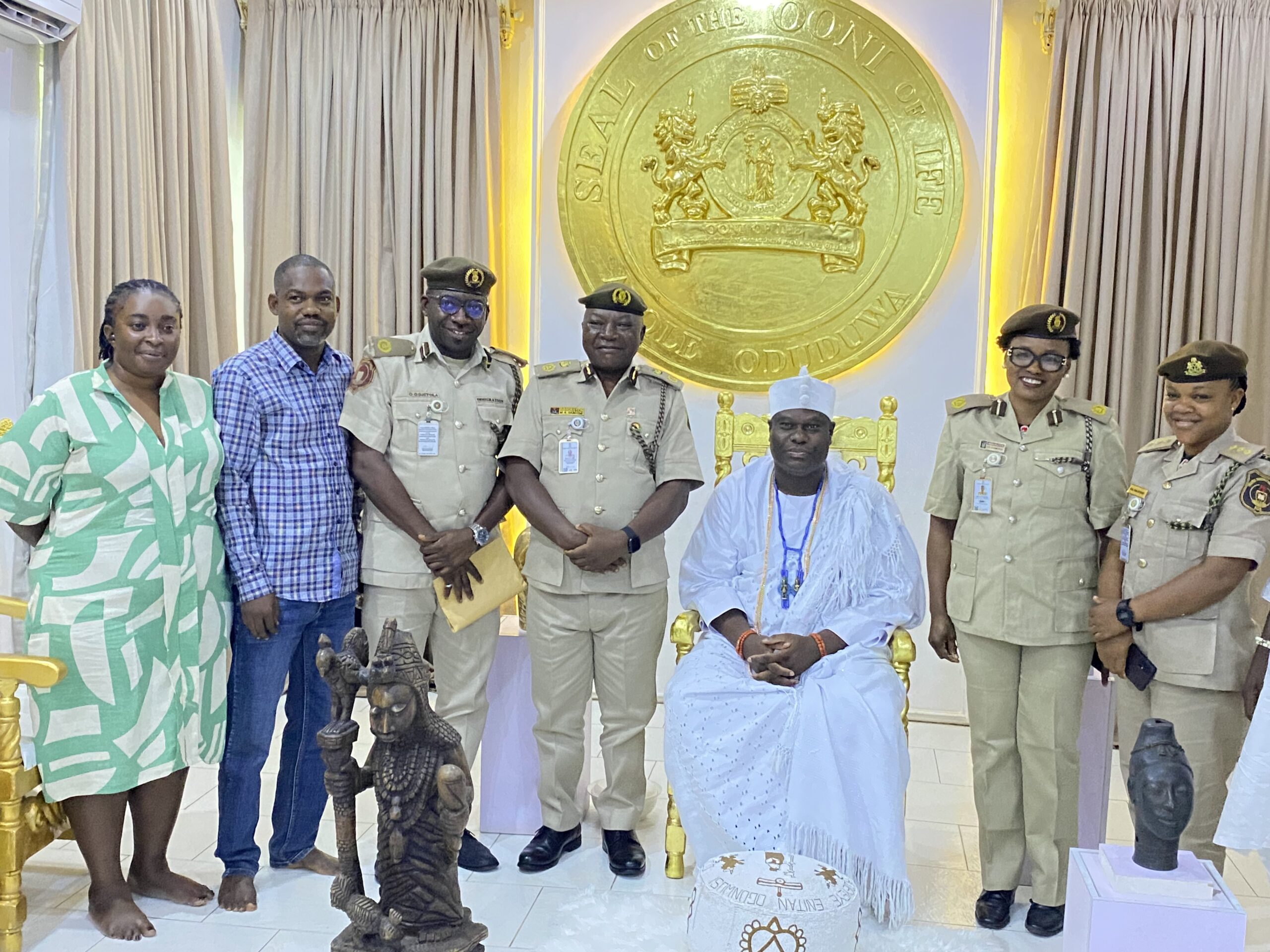 Ooni Hosts Immigration Boss, Promises Stronger Security Collaboration in Osun